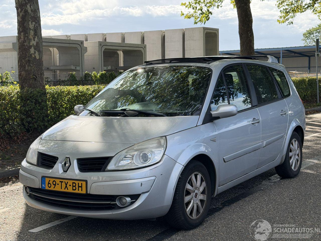 Renault Grand-scenic 2.0 16v Pano Navi Clima