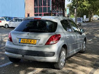 Peugeot 207 1.4 VTi Sportium picture 3