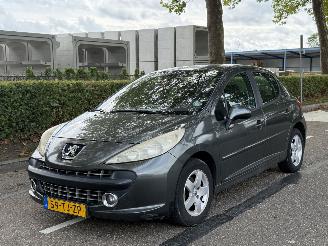 Unfallwagen Peugeot 207 1.4-16V XS Pack 2007/1