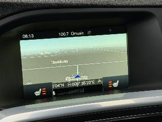 Volvo V-60 2.0 D3 R-Design Navi Clima PDC EURO-6 picture 9
