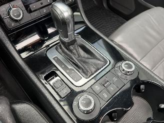 Volkswagen Touareg 3.0 TDI R-Line Pano Leer Camera picture 17