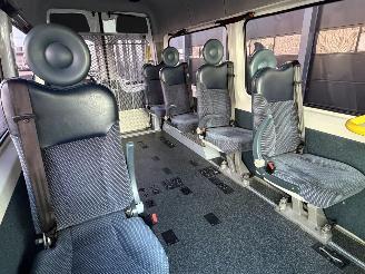 Volkswagen Crafter 2.0 TDI 9-PERS Rolstoellift picture 11