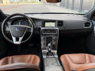 Volvo V-60 2.4 D6 Twin Engine Leer Camera Clima EURO-6 picture 7