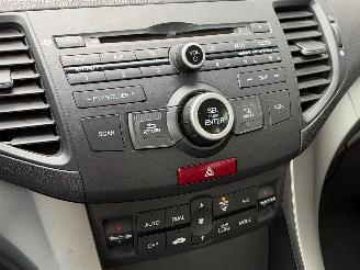 Honda Accord 2.0i Comfort Xenon Clima picture 10