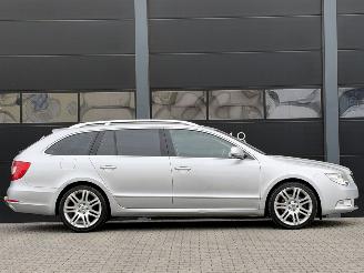 Skoda Superb 1.6 TDI Navi Clima PDC picture 3