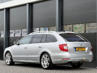 Skoda Superb 1.6 TDI Navi Clima PDC picture 5