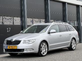 ocasión turismos Skoda Superb 1.6 TDI Navi Clima PDC 2012/3
