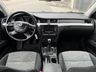 Skoda Superb 1.6 TDI Navi Clima PDC picture 7
