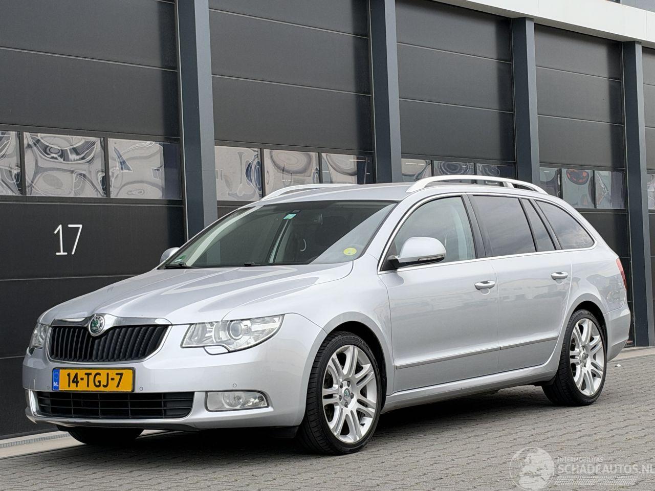 Skoda Superb 1.6 TDI Navi Clima PDC