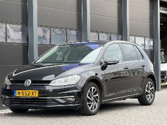 ocasión turismos Volkswagen Golf 1.6 TDI Navi Clima PDC EURO-6 2018/5