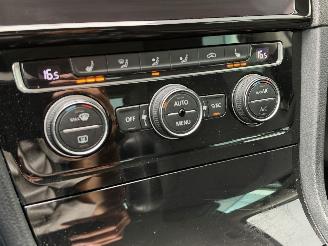 Volkswagen Golf 1.6 TDI Navi Clima PDC EURO-6 picture 12