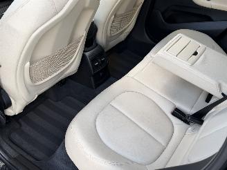 BMW X1 2.0 18D Pano Leer Camera Clima picture 9
