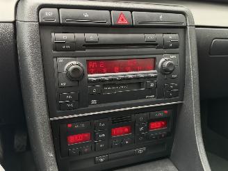 Audi A4 2.0 Clima PDC picture 9