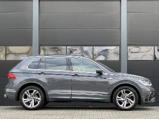 Volkswagen Tiguan 2.0 TDI R-Line Head-Up Camera Pano Clima picture 3