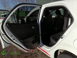 Kia Picanto Picanto (JA), Hatchback, 2017 1.0 12V picture 15