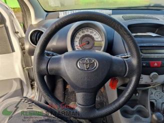 Toyota Aygo Aygo (B10), Hatchback, 2005 / 2014 1.0 12V VVT-i picture 20
