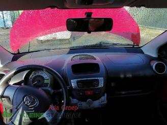 Toyota Aygo Aygo (B10), Hatchback, 2005 / 2014 1.0 12V VVT-i picture 19