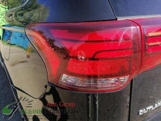 Mitsubishi Outlander Outlander (GF/GG), SUV, 2012 2.0 16V 4x4 picture 22