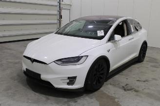 Coche siniestrado Tesla Model X  2017/3