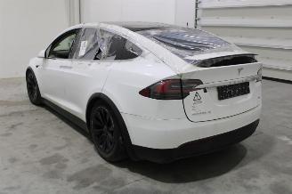 Tesla Model X  picture 5