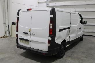 Nissan NV300  picture 3