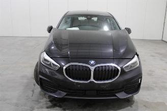 BMW 1-serie 116 picture 6