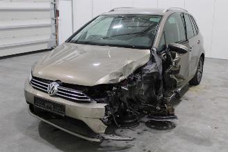 Voiture accidenté Volkswagen Golf Sportsvan  2016/5