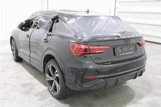 Audi Q3  picture 4