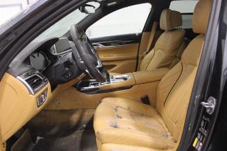 BMW 7-serie 740 picture 14