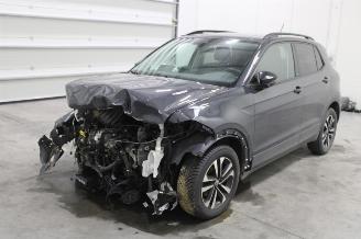 Salvage car Volkswagen T-Cross  2020/10