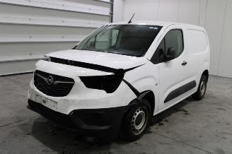 Unfallwagen Opel Combo  2020/8