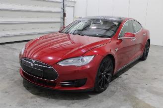 Damaged car Tesla Model S  2015/6
