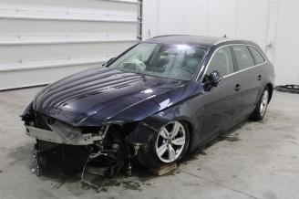 uszkodzony samochody osobowe Audi A4  2017/11