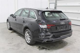 Audi A4  picture 4