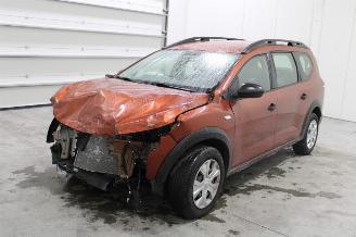 Damaged car Dacia Jogger  2022/9