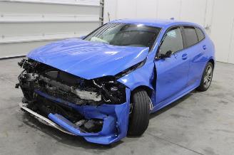 Voiture accidenté BMW 1-serie 118 2020/3
