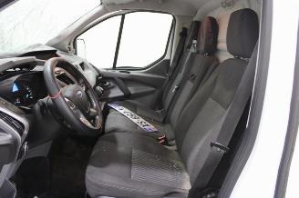 Ford Transit Custom  picture 16
