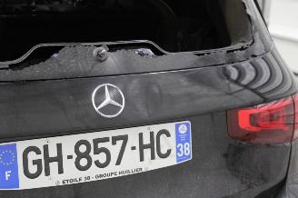 Mercedes GLB 200 picture 13