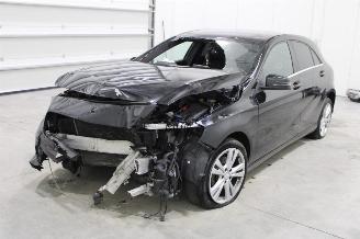 uszkodzony samochody osobowe Mercedes A-klasse A 160 2016/8