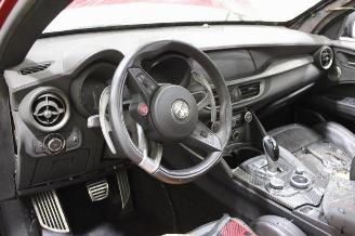 Alfa Romeo Stelvio  picture 7