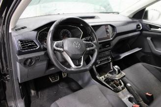 Volkswagen T-Cross  picture 9