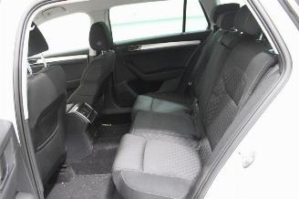 Skoda Superb  picture 11