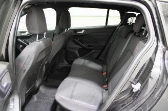 Ford Focus  picture 10