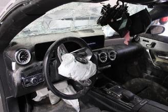 Mercedes Cla-klasse CLA 180 picture 10