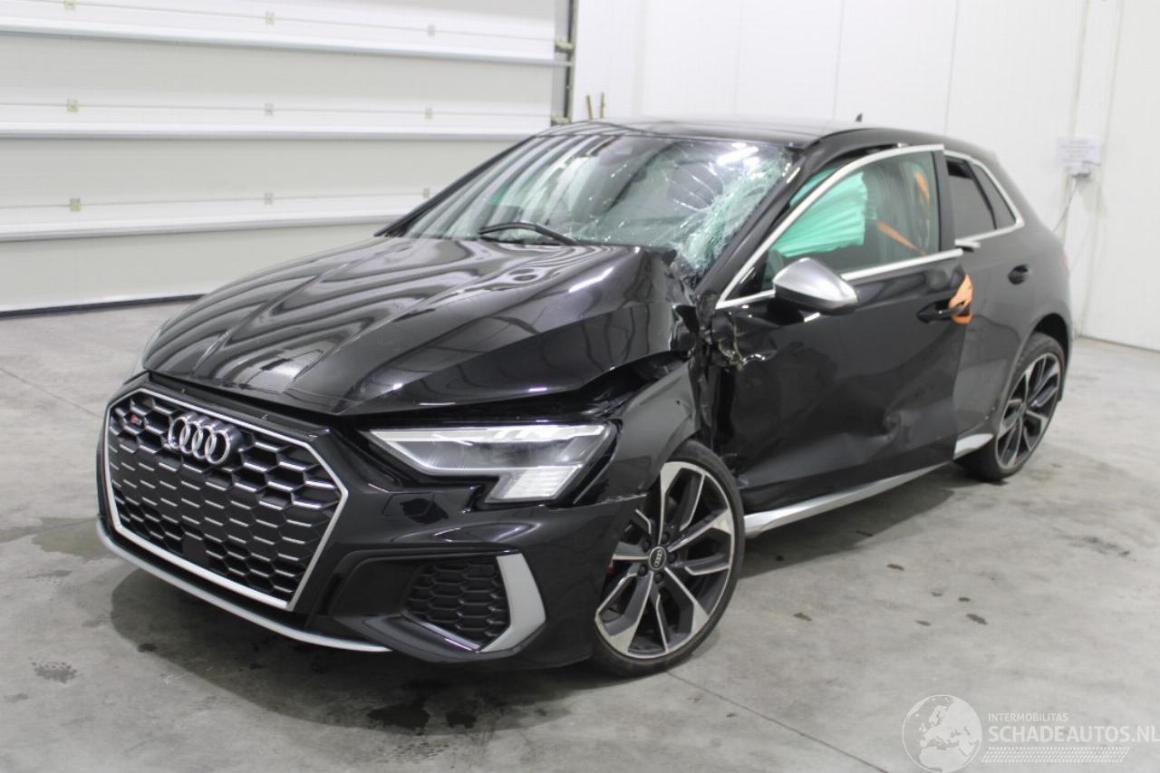 Audi S3 