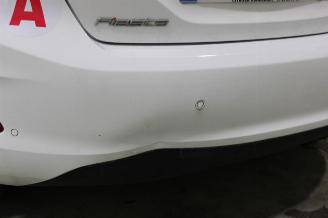 Ford Fiesta  picture 8