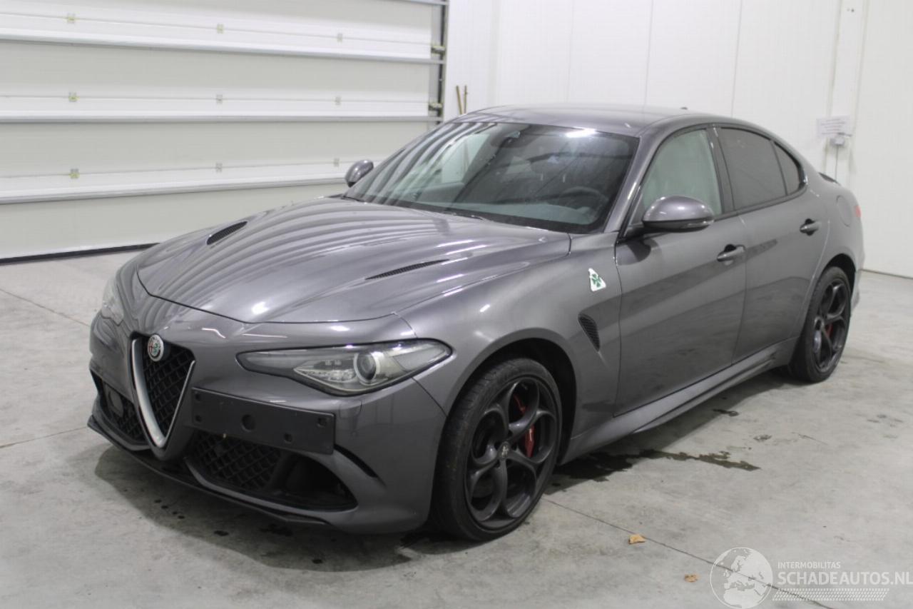 Alfa Romeo Giulia 