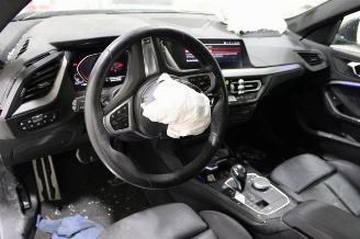 BMW 2-serie 218 picture 9