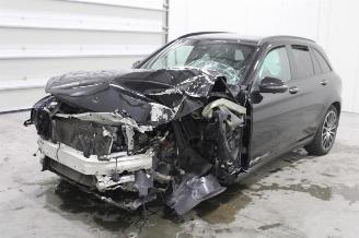Vrakbiler auto Mercedes GLC 200 2022/9