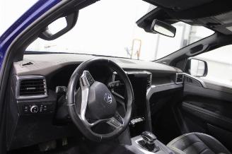 Volkswagen Amarok  picture 8